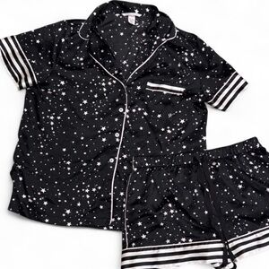 Victoria’s Secret Satin Star Print Pajama Set Shorts & Button Top Size S